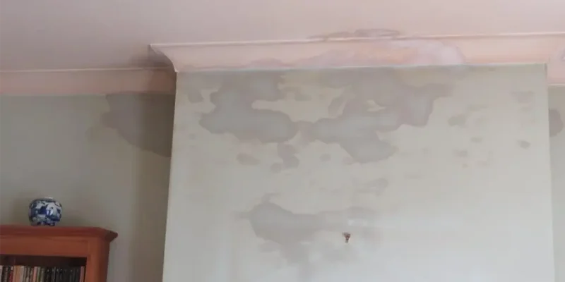 Comment savoir si j'ai une fuite d'eau dans un mur de ma maison ?